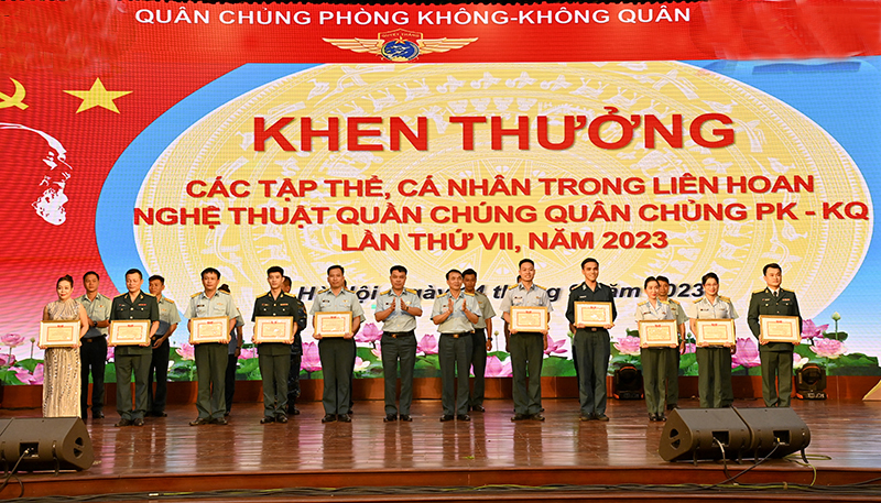 Bế mạc Liên hoan Nghệ thuật quần chúng Quân chủng Phòng không-Không quân lần thứ VII