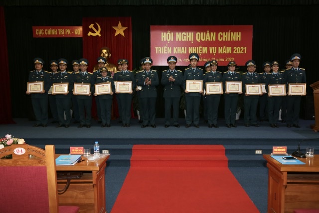 Cục Chính trị Phòng không - Không quân tổ chức Hội nghị quân chính triển khai nhiệm vụ năm 2021