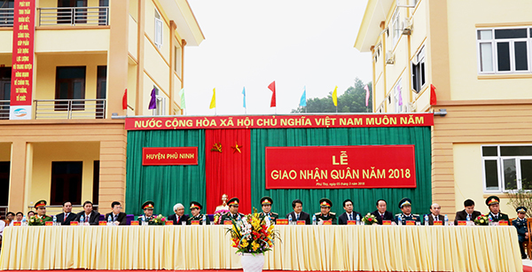 Sôi nổi ngày hội tòng quân