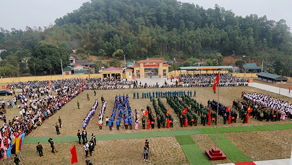Sôi nổi ngày hội tòng quân