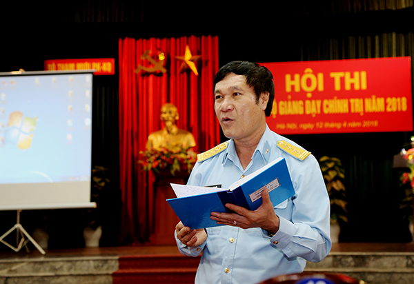 Bộ Tham mưu Quân chủng Phòng không - Không quân tổ chức Hội thi cán bộ giảng dạy chính trị năm 2018