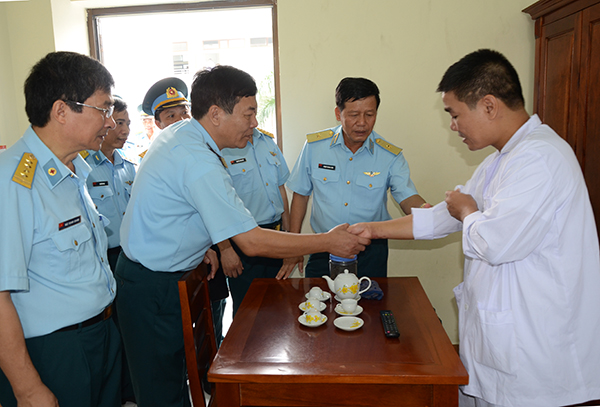 Quân chủng PK-KQ tổ chức nhiều hoạt động tri ân nhân ngày Thương binh liệt sĩ