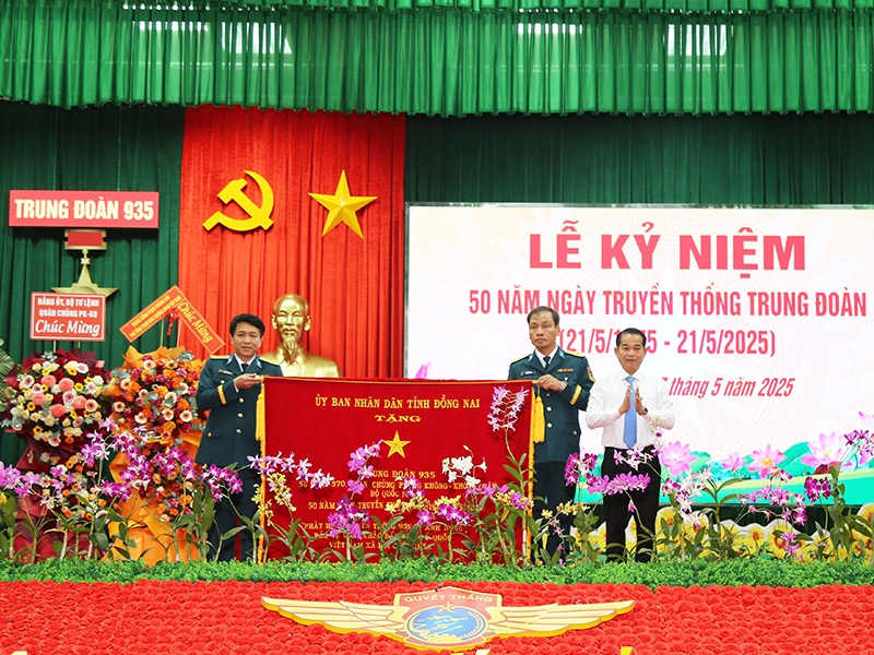 Trung đoàn 935 kỷ niệm 50 năm ngày truyền thống