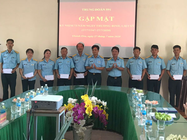 Trung đoàn 591 tổ chức gặp mặt kỷ niệm 73 năm Ngày thương binh, liệt sĩ