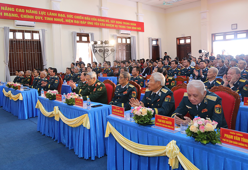 Trung đoàn 257 kỷ niệm 60 năm Ngày truyền thống và đón nhận Huân chương bảo vệ Tổ quốc hạng Ba