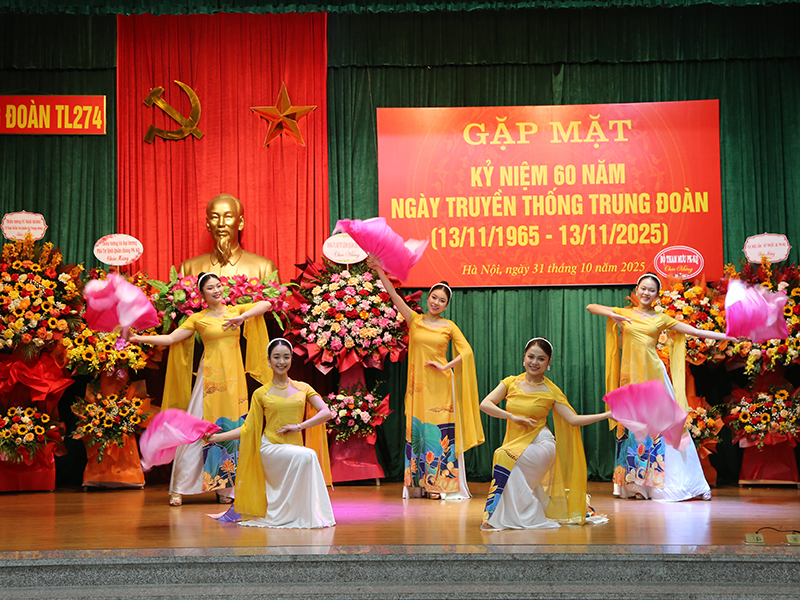 Trung đoàn 274 tổ chức Gặp mặt kỷ niệm 60 năm Ngày truyền thống (13-11-1965 / 13-11-2025)