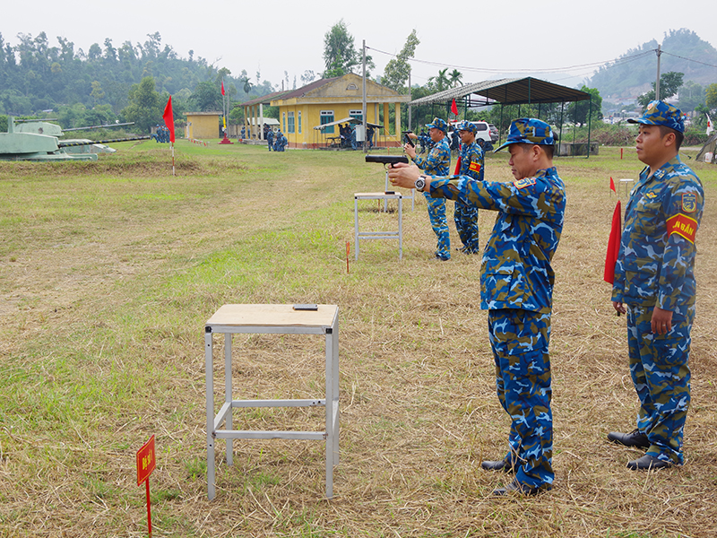 Sư đoàn 363 kiểm tra bắn súng năm 2025