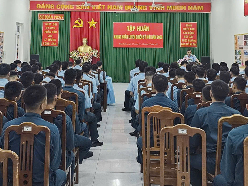 Sư đoàn 377 tập huấn khung huấn luyện chiến sĩ mới năm 2026