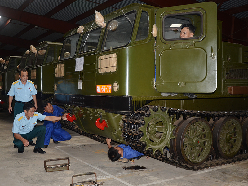 35 năm bảo đảm tốt trang bị kỹ thật, vật chất hậu cần cho các đơn vị