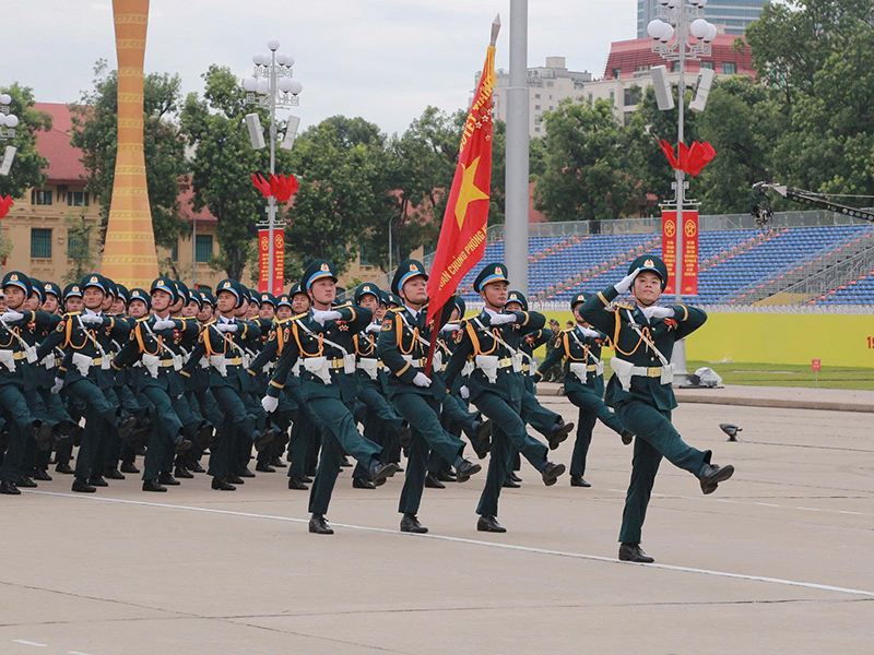 Người giữ b&igrave;nh y&ecirc;n cho Tổ quốc