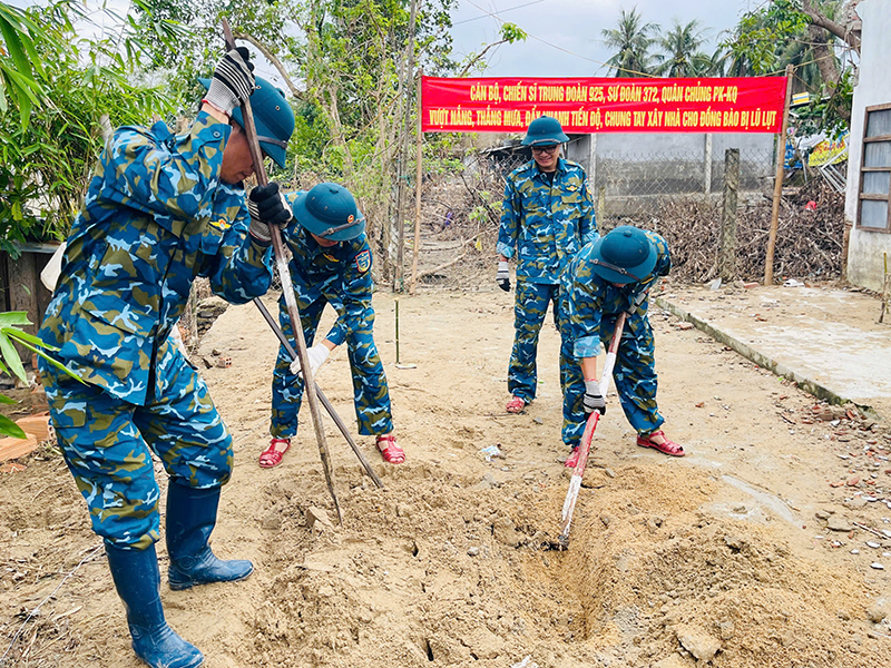Sư đoàn 372 khởi công xây dựng nhà cho nhân dân vùng lũ tại tỉnh Đắk Lắk
