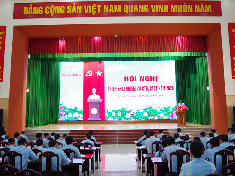 Trường Sĩ quan Kh&ocirc;ng qu&acirc;n tổ chức Hội nghị triển khai nhiệm vụ c&ocirc;ng t&aacute;c đảng, c&ocirc;ng t&aacute;c ch&iacute;nh trị năm 2026