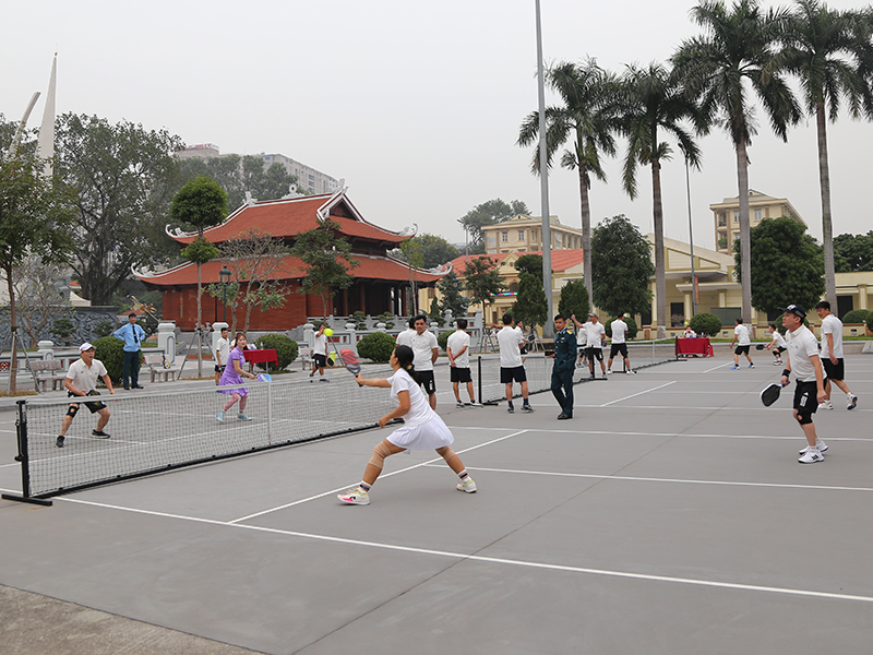 Cục Chính trị Quân chủng PK-KQ tổ chức giải thi đấu Pickleball chào mừng kỷ niệm 81 năm Ngày thành lập Quân đội nhân dân Việt Nam và 36 năm Ngày hội quốc phòng toàn dân