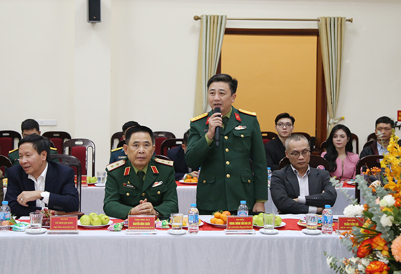 Qu&acirc;n chủng Ph&ograve;ng kh&ocirc;ng - Kh&ocirc;ng qu&acirc;n tổng kết c&ocirc;ng t&aacute;c phối hợp tuy&ecirc;n truyền b&aacute;o ch&iacute; năm 2025