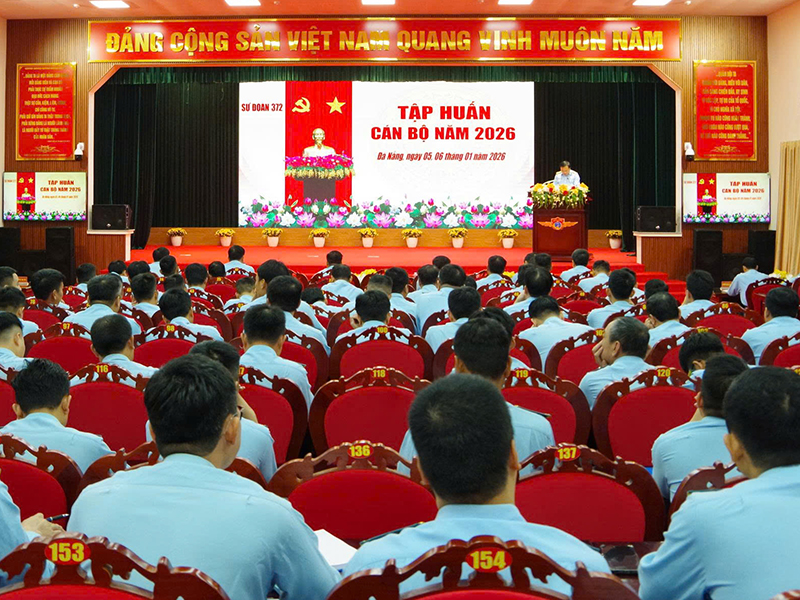 Sư đoàn 372 tổ chức tập huấn cán bộ năm 2026