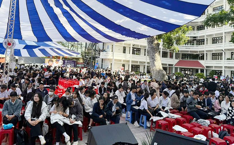Trường Sĩ quan Kh&ocirc;ng qu&acirc;n tư vấn hướng nghiệp v&agrave; th&ocirc;ng tin tuyển sinh năm 2026 tại tỉnh L&acirc;m Đồng v&agrave; tỉnh Kh&aacute;nh H&ograve;a