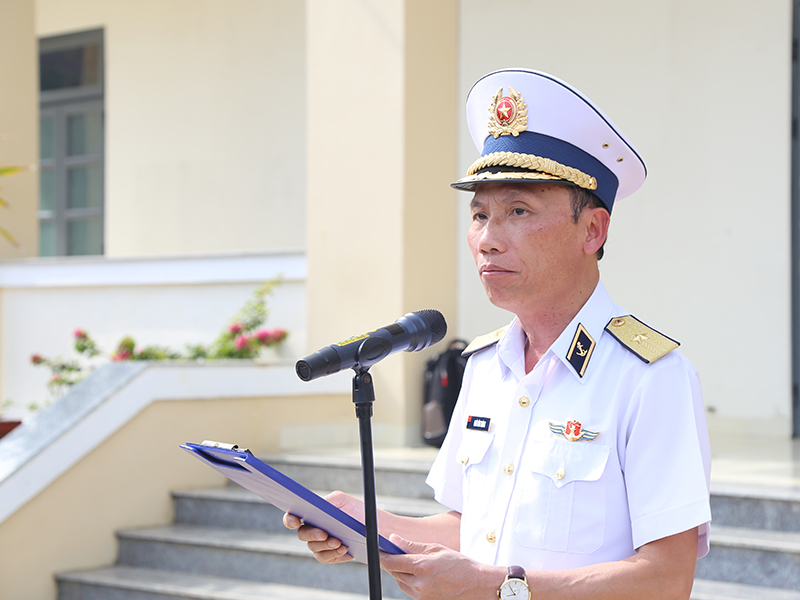 Bộ Tư lệnh V&ugrave;ng 5 Hải qu&acirc;n thăm, ch&uacute;c Tết c&aacute;n bộ, chiến sĩ, c&aacute;c lực lượng v&agrave; Nh&acirc;n d&acirc;n tr&ecirc;n c&aacute;c đảo v&ugrave;ng biển T&acirc;y Nam của Tổ quốc