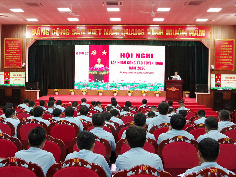 Sư đo&agrave;n 372 tổ chức Hội nghị tập huấn c&ocirc;ng t&aacute;c tuy&ecirc;n huấn năm 2026