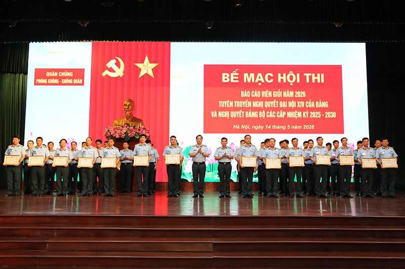 Qu&acirc;n chủng Ph&ograve;ng kh&ocirc;ng - Kh&ocirc;ng qu&acirc;n tổ chức Bế mạc Hội thi B&aacute;o c&aacute;o vi&ecirc;n giỏi năm 2026