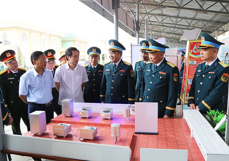 Các đơn vị trong Quân chủng Phòng không - Không quân tổ chức Lễ tuyên thệ chiến sĩ mới năm 2026