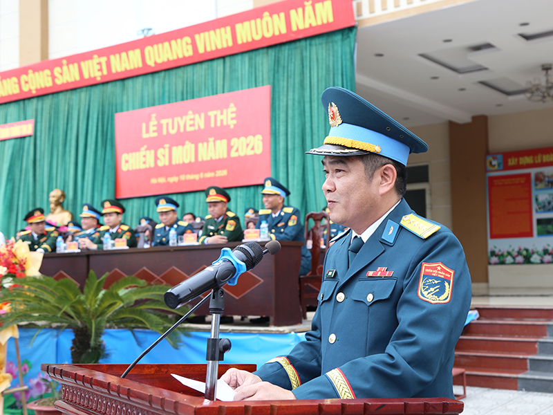 Các đơn vị trong Quân chủng Phòng không - Không quân tổ chức Lễ tuyên thệ chiến sĩ mới năm 2026