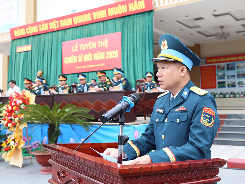 Các đơn vị trong Quân chủng Phòng không - Không quân tổ chức Lễ tuyên thệ chiến sĩ mới năm 2026