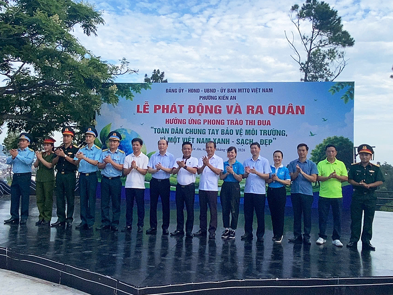 Trung đo&agrave;n 295 hưởng ứng Phong tr&agrave;o thi đua &ldquo;To&agrave;n d&acirc;n chung tay bảo vệ m&ocirc;i trường, v&igrave; một Việt Nam xanh - sạch - đẹp&rdquo;