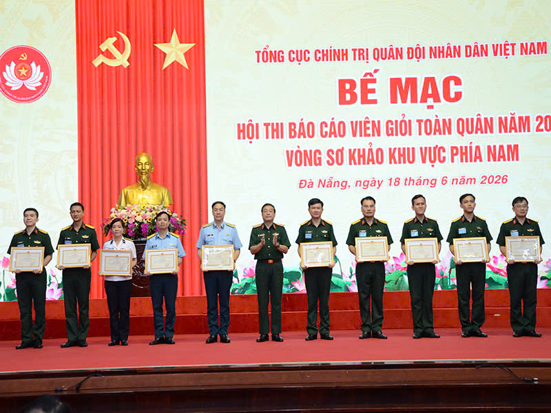 Qu&acirc;n chủng Ph&ograve;ng kh&ocirc;ng - Kh&ocirc;ng qu&acirc;n đạt giải cao trong Hội thi b&aacute;o c&aacute;o vi&ecirc;n giỏi cấp to&agrave;n qu&acirc;n năm 2026, v&ograve;ng sơ khảo khu vực ph&iacute;a Nam