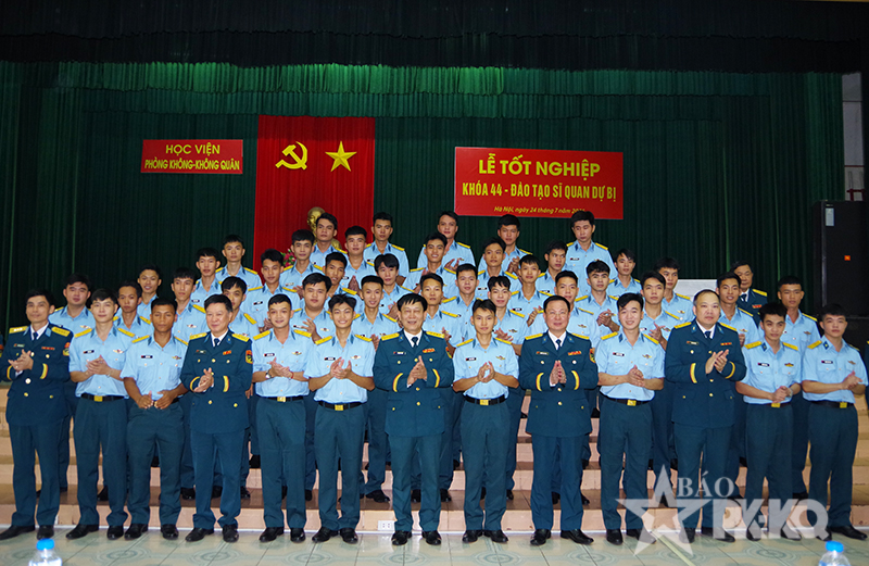 Học viện Phòng không-Không quân tổ chức Lễ tốt nghiệp Khóa 44 - Đào tạo Sĩ quan dự bị