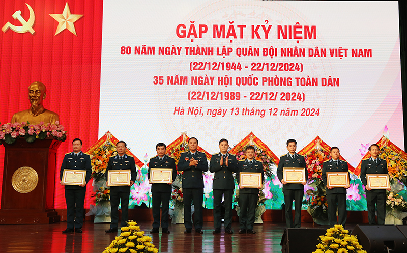 Quân chủng Phòng không - Không quân tổ chức Gặp mặt kỷ niệm 80 năm Ngày thành lập Quân đội nhân dân Việt Nam, 35 năm Ngày hội Quốc phòng toàn dân