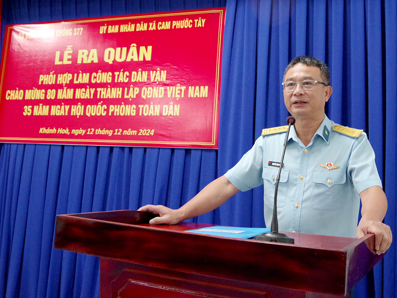 Sư đoàn 377 làm công tác dân vận trên địa bàn huyện Cam Lâm, tỉnh Khánh Hòa