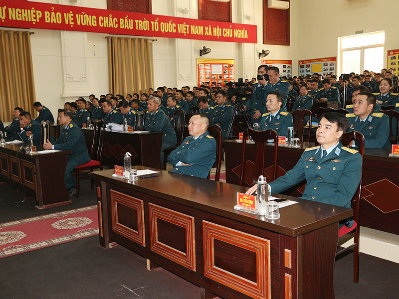 Lữ đoàn 26 tổ chức giao lưu văn nghệ “80 năm viết tiếp bản hùng ca”