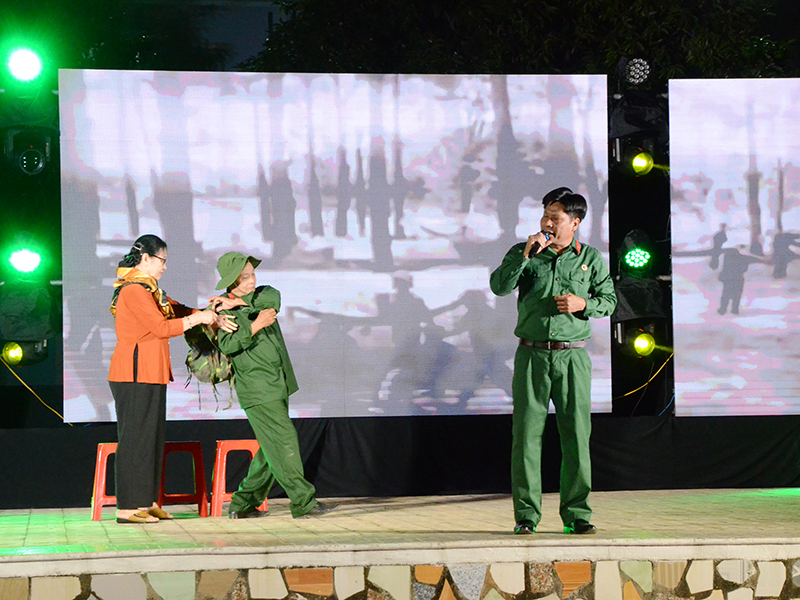 Trung đoàn 224 tổ chức Chương trình văn nghệ “Hào khí non sông”