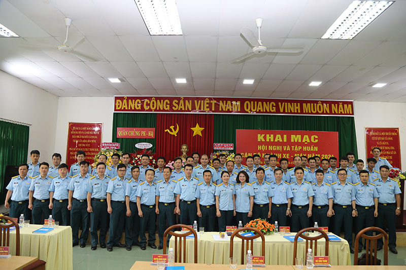 Quân chủng Phòng không - Không quân tập huấn cán bộ Ngành Xe - Máy năm 2024