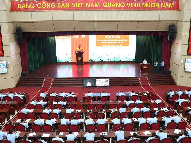 Quân chủng Phòng không - Không quân tổ chức Hội nghị rút kinh nghiệm luyện tập chuyển trạng thái sẵn sàng chiến đấu đầu giai đoạn huấn luyện 1 năm 2024