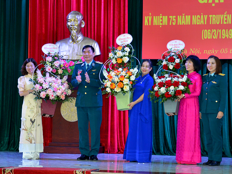 Công đoàn cơ sở cơ quan Bộ Tham mưu Phòng không - Không quân gặp mặt kỷ niệm 75 năm Ngày thành lập Công đoàn Quốc phòng (6-3-1949/6-3-2024)