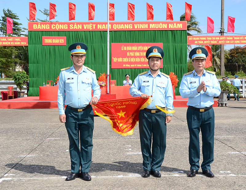 Các đơn vị trong Quân chủng Phòng không - Không quân tổ chức Lễ ra quân huấn luyện năm 2024