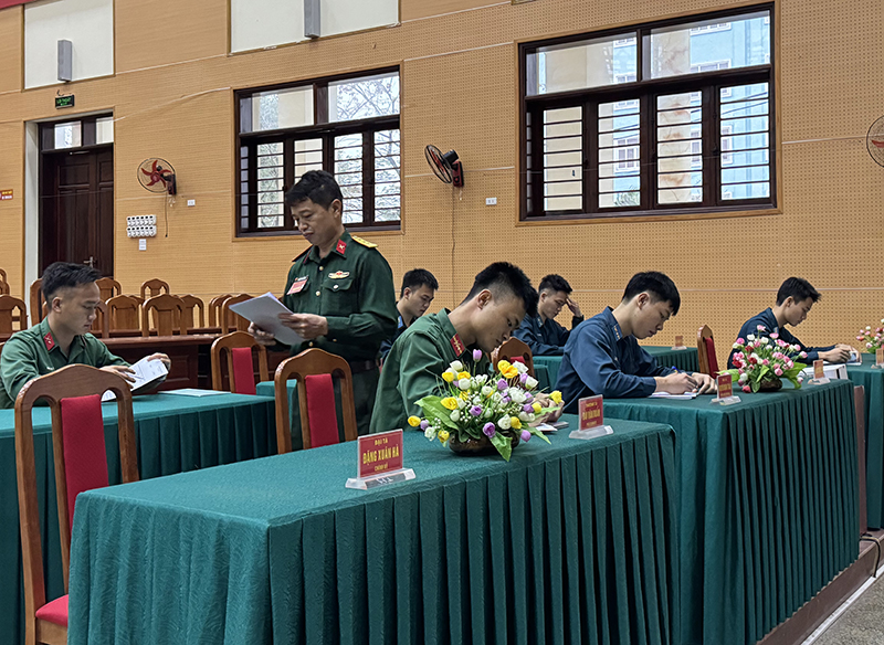 Tổng cục Chính trị QĐND Việt Nam kiểm tra, khảo sát, nắm tình hình công tác giáo dục Khoa học Xã hội và Nhân văn tại Trường Cao đẳng Kỹ thuật PK-KQ
