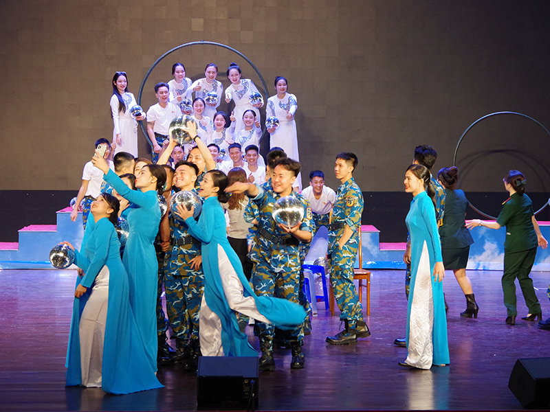 Cục Chính trị Quân chủng Phòng không - Không quân kiểm tra công tác chuẩn bị tham gia Liên hoan Nghệ thuật quần chúng Lực lượng vũ trang và thanh niên, sinh viên toàn quốc lầm thứ X năm 2024