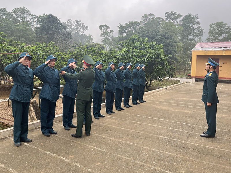Những bài học đầu tiên trong quân ngũ