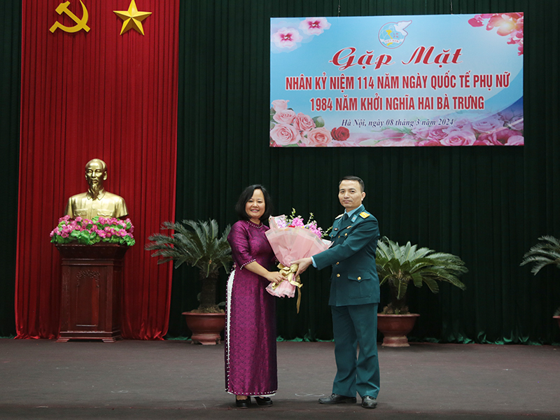 Các cơ quan, đơn vị trong Quân chủng Phòng không - Không quân gặp mặt kỷ niệm 114 năm Ngày Quốc tế Phụ nữ 8-3