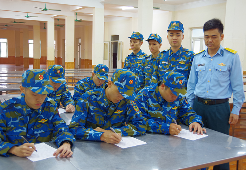 Quân chủng Phòng không - Không quân kiểm tra công tác huấn luyện tháng đầu năm 2024 tại Sư đoàn 363