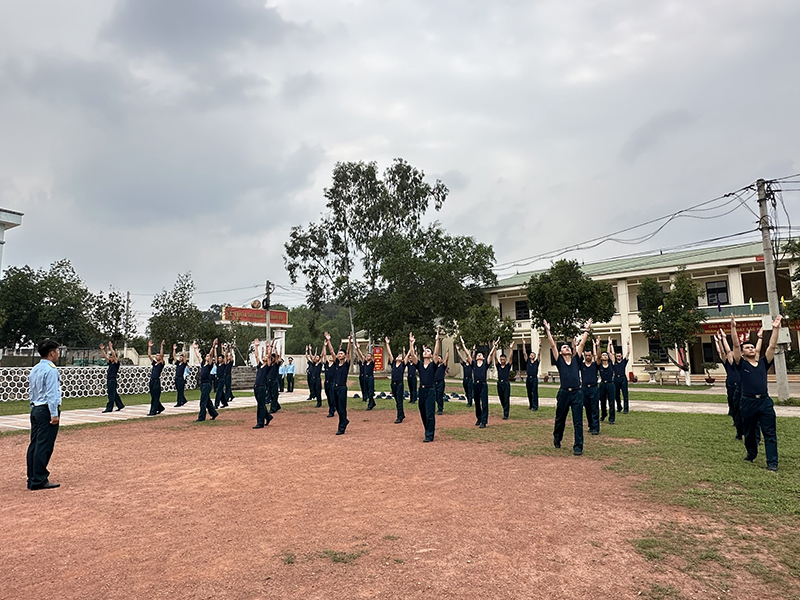 Quân chủng PK-KQ kiểm tra công tác triển khai xây dựng đơn vị điểm và tháng đầu huấn luyện tại Sư đoàn 365