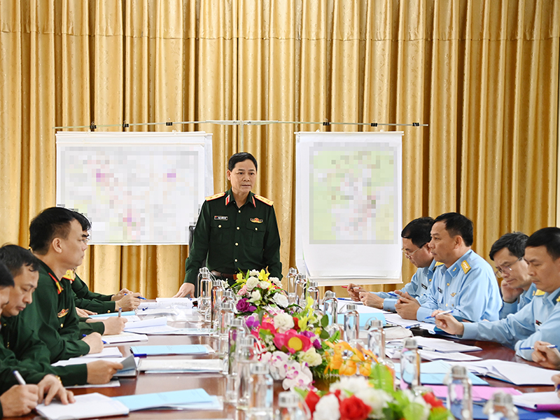 Bộ Tổng Tham mưu kiểm tra công tác huấn luyện và chuẩn bị bay chào mừng tại Lễ kỷ niệm 70 năm Chiến thắng Điện Biên Phủ (7-5-1954/7-5-2024)