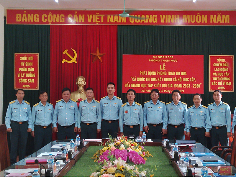 Các cơ quan, đơn vị Sư đoàn 363 tổ chức Lễ phát động phong trào thi đua “Cả nước thi đua xây dựng xã hội học tập, đẩy mạnh học tập suốt đời giai đoạn 2023- 2030”