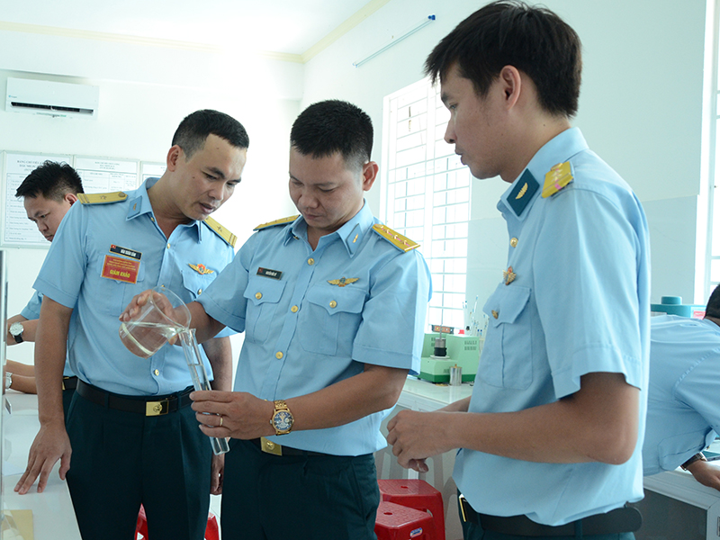 Quân chủng Phòng không - Không quân kiểm tra trình độ kỹ năng nghề chuyên ngành xăng dầu khu vực phía Nam năm 2024