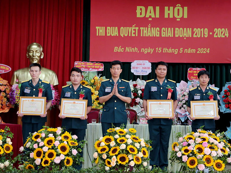 Trung đoàn 284 tổ chức Đại hội Thi đua quyết thắng giai đoạn 2019-2024
