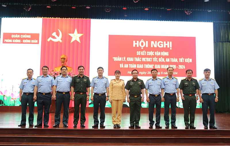 Quân chủng Phòng không - Không quân sơ kết 5 năm thực hiện Cuộc vận động 50 giai đoạn 2019 -2024