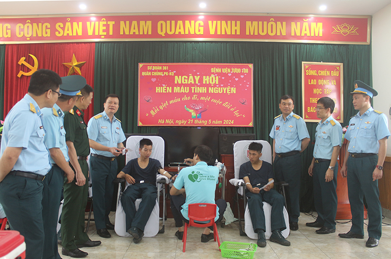 Sư đoàn 361 hiến tặng 420 đơn vị máu