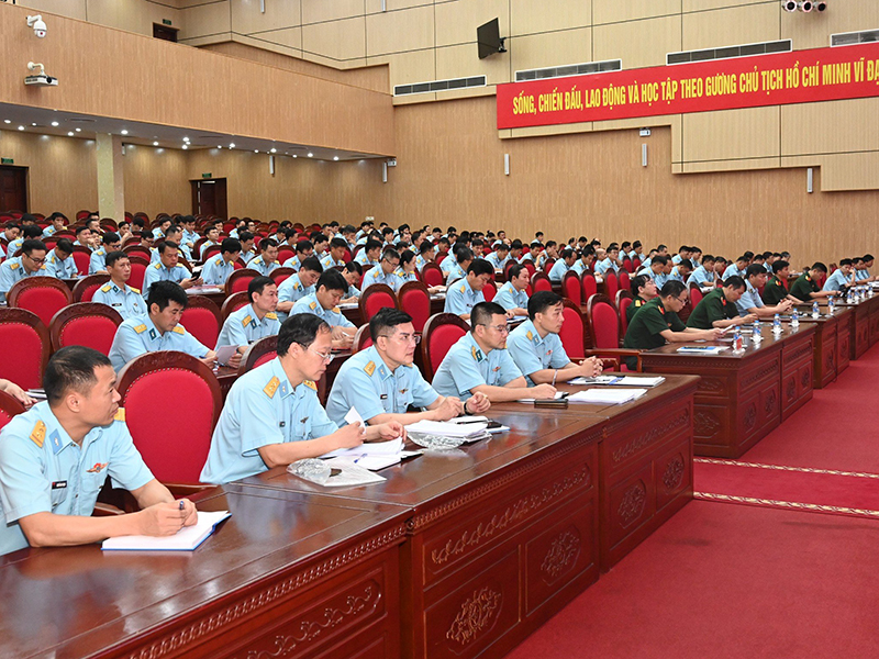 Quân chủng Phòng không - Không quân khai mạc Lớp bồi dưỡng kiến thức quốc phòng - an ninh đối tượng 2